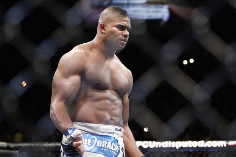 A fight between Alistair Overeem and Cain Velasquez would've been incredible
